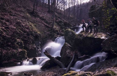 Oylat Şelalesi Ve Oylat Mağarası Doğa Yürüyüşü